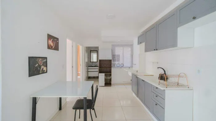 Apartamento mobiliado de 2 quartos para alugar no Fragata, em Pelotas