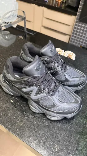 Tênis New Balance 9060 Graphite Black 