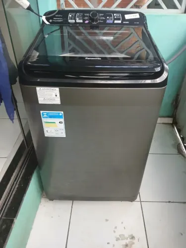 Máquina de lava e secar