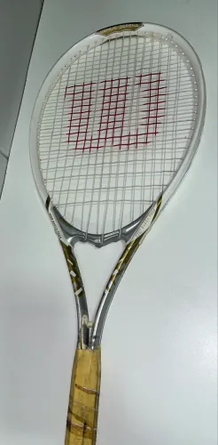 Raquete de tênis Wilson - Vênus Serena
