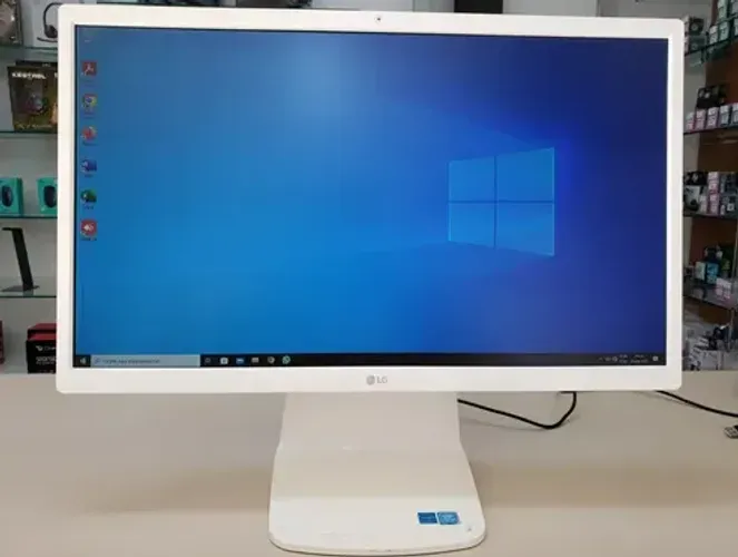 Computador All in One LG tela 24 full hd ssd 120g 24v360