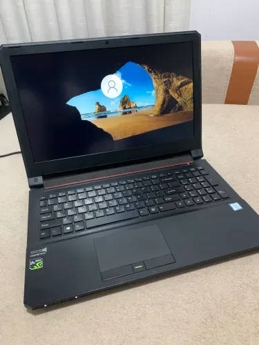 Notebook Gamer Avell Titanium G1511