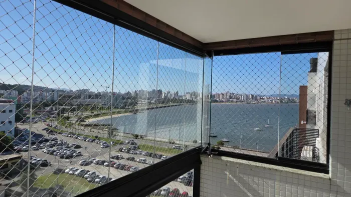 Apartamento para aluguel com 128 metros quadrados com 3 quartos