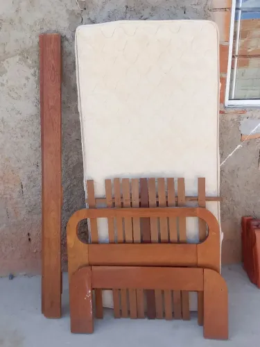 Cama + colchão desapego 