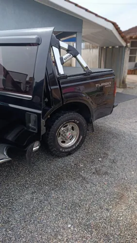 Ford F-250 XLT 4.2 TB Diesel 2001
