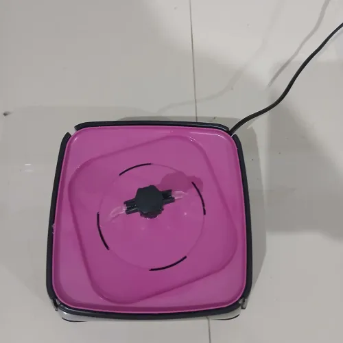 Bebedouro para gato ou cachorro 1L com bomba removível