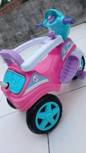 Carrinho infantil menina