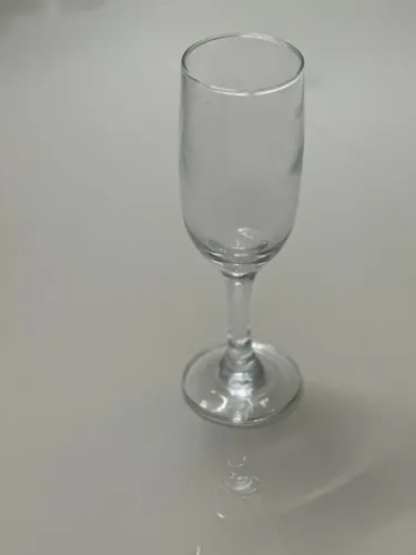TAÇAS DE ESPUMANTE