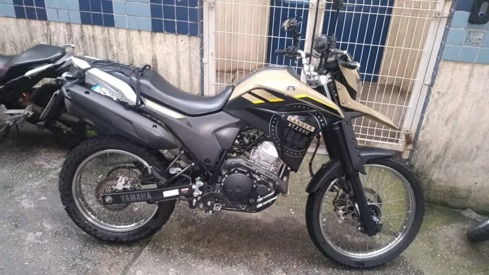 Vendo moto Landeer 250