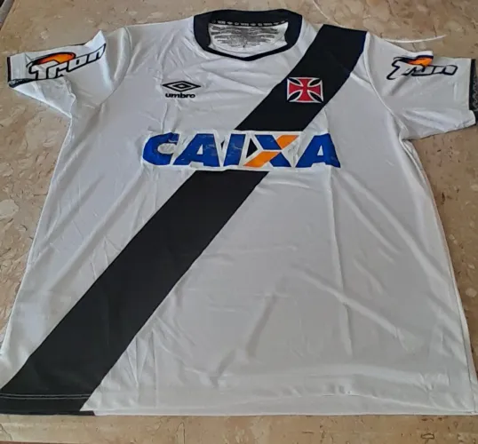 Camisa oficial do Vasco da Gama. Umbro. GG. Temporada 2014. Em excelente estado.