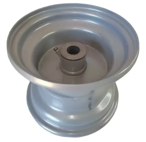 Roda de trator giro-zero