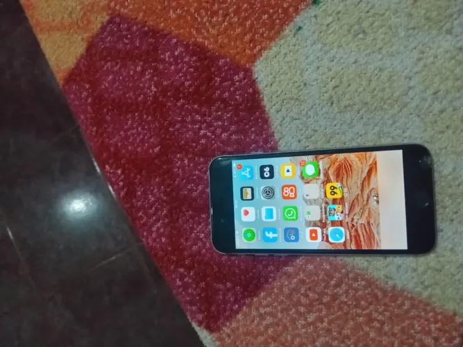 iPhone 6s vendo ou troco 