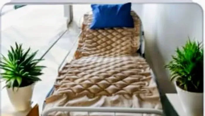 Locação Cama hospitalar elétrica com Elevação da altura de leito + 2 Colchões 