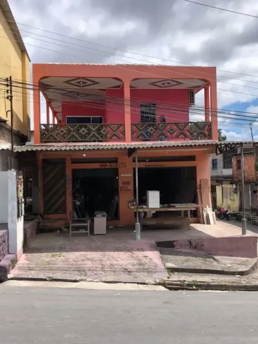 Casa no Monte Pascoal (Parte superior) 03 Qts sendo uma Suíte/ 01 Vaga
