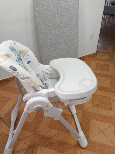 Vende coisas de bebê