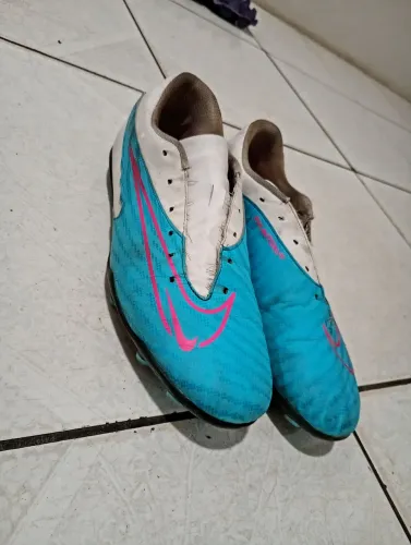 Chuteira Nike Phantom GX Campo (original do site) Tamanho 44,usada 6 vezes