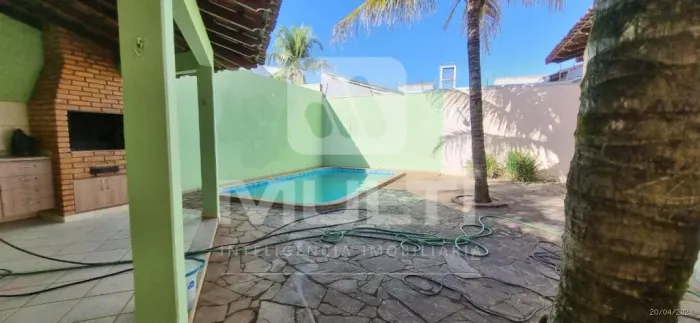 Casa - JARDIM KARAIBA