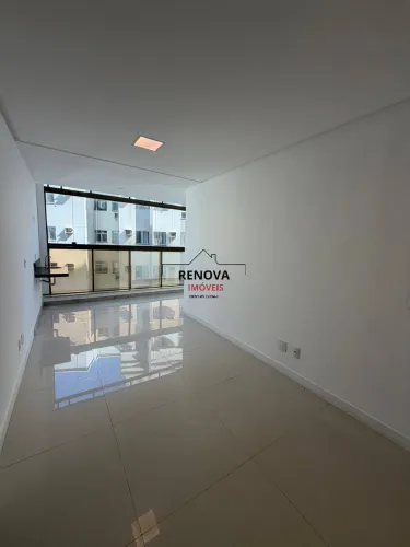 Apartamento à Venda em Itapuã Ed. Maximus
