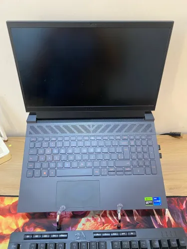 Dell G15 5530 Gamer | i7-13650HX | RTX 3050 6GB | 16GB DDR5 | SSD 512GB | 120Hz