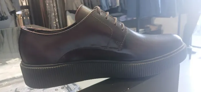 Sapato casual em couro Rafarilo