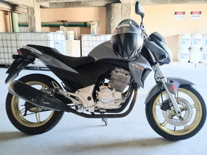 Honda CB300