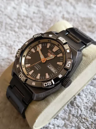 Relógio Seiko 5 Sport 4r36