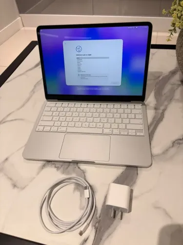 MacBook Neo 256GB