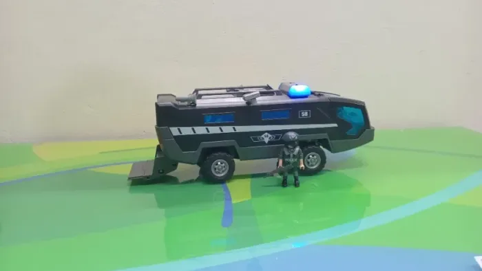 PLAYMOBIL POLICIA - BLINDADO COMANDO DE ELITE - OPÇÃO 2