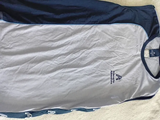 VENDO UNIFORME COLÉGIO ADVENTISTA