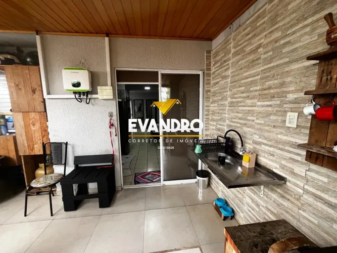 Casa em Condomínio para Venda em Cuiabá, Jardim Imperial, 3 dormitórios, 1 banheiro, 2 vag