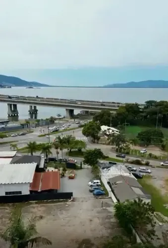 Terreno à venda no Estreito próximo as Pontes.