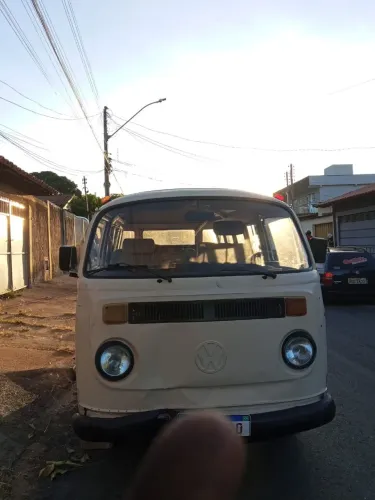 Volkswagen Kombi Standard/ Luxo/ Serie Prata 1994