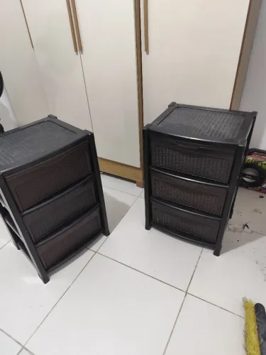 Vendo gaveteiro grande 100,00 cada