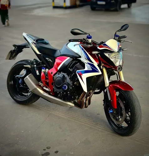 CB1000r 40mil KM rodados (Vendo/Troco/Negocio)