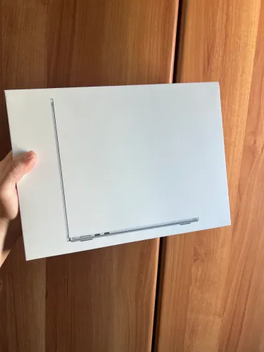 MacBook Air M5 16/512 SSD