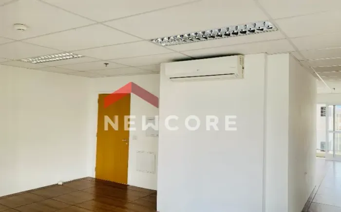 Sala comercial em Rua Apeninos - Aclimação - São Paulo/SP
