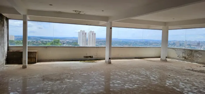 Sala com 200m no 3° andar
