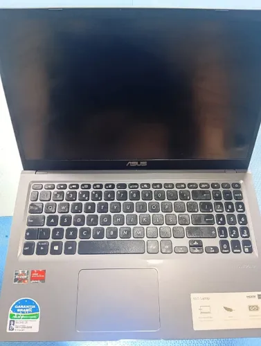 Notebook Asus Ryzen 5 Radeon, sem HD/SSD, p/ peças ou recondicionar