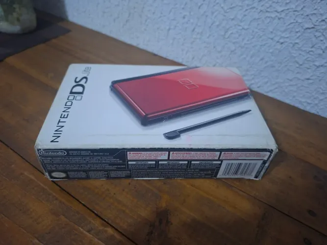 Nintendo ds lite na Caixa