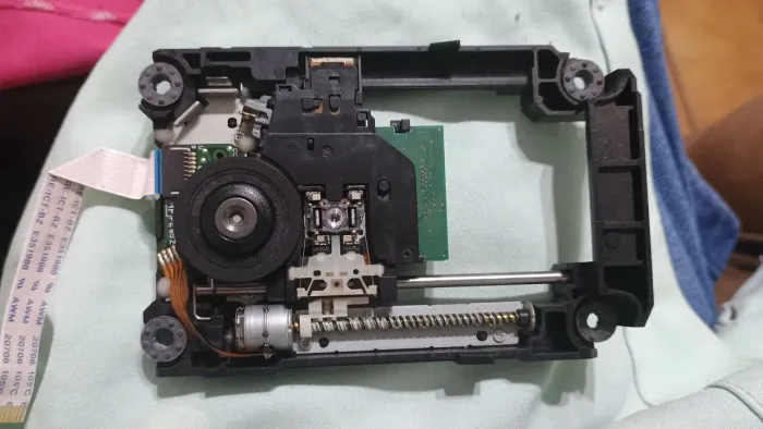 LEITOR ÓTICO PS4 SLIM & PS4 PRO KEM-496AAA. COMPLETO FUNCIONANDO NOVO. GARANTIA 90 DIAS.