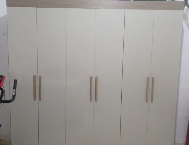 Guarda-roupa