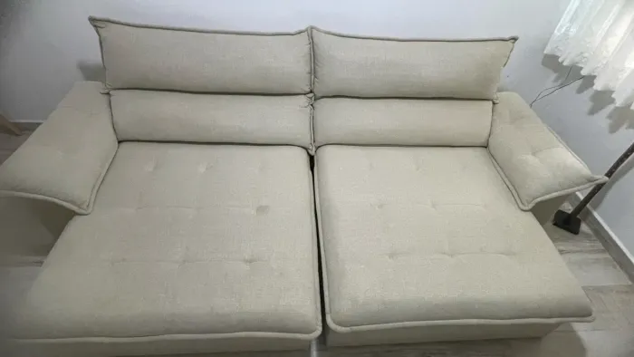 Sofá Retrátil e Reclinável