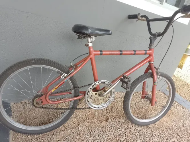 Bicicleta aro 20 Monark antiga 