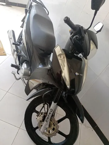 Vende se moto AZ1 avelloz 50cc ano 2022/23