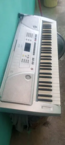 Vendo teclado musical 