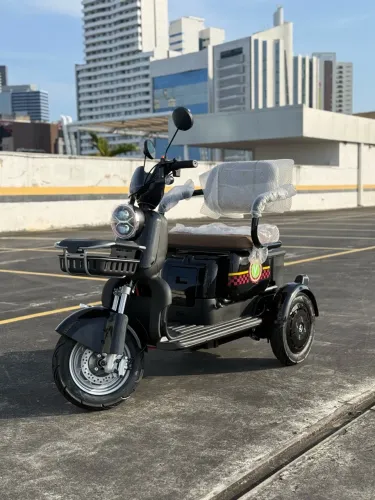 Scooter Eletrica X7 2000w 20ah 2026
