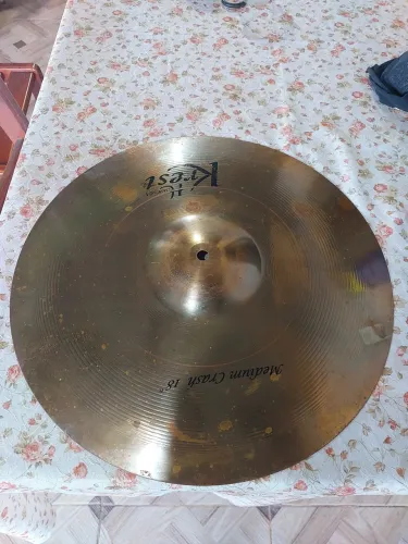 Prato Krest 18 polegadas. 250,00