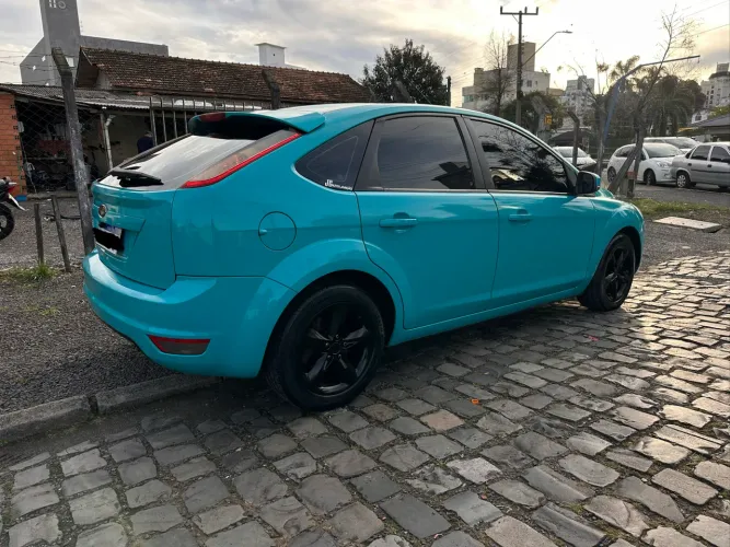 Ford Focus 2.0 16v/se/se Plus Flex 5P Aut. 2012