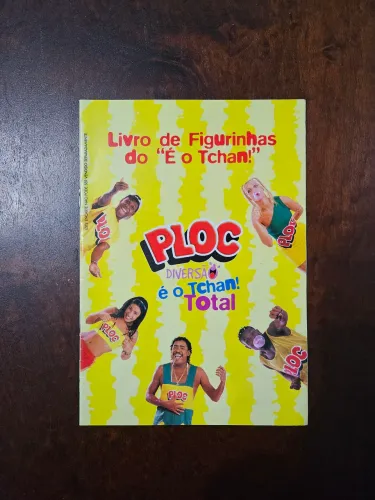 Álbum de figurinhas Ploc É o Tchan anos 90