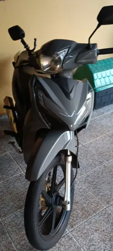 Vendo moto Shineray